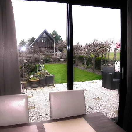 Lovely Bungalow Till 6 Persons Near Amsterdam And The Sea