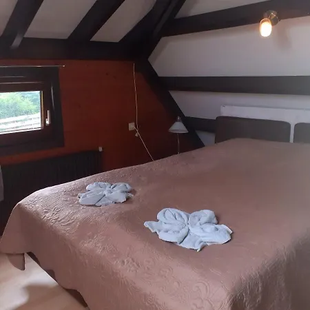 Lovely Bungalow Till 6 Persons Near Amsterdam And The Sea